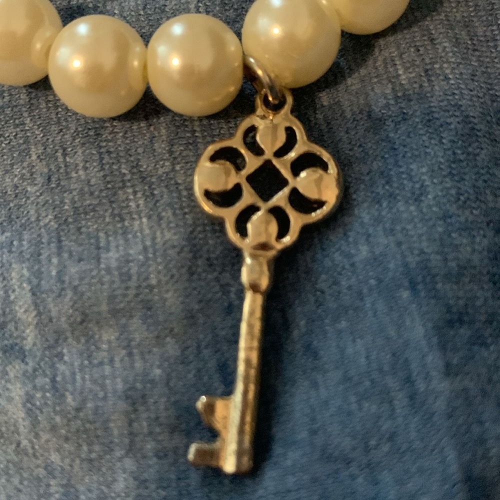 Pearl like bracelet - Picture 4 of 4